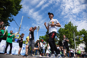 Забег «Зеленый марафон» в Краснодаре © Фото Елены Синеок, Юга.ру